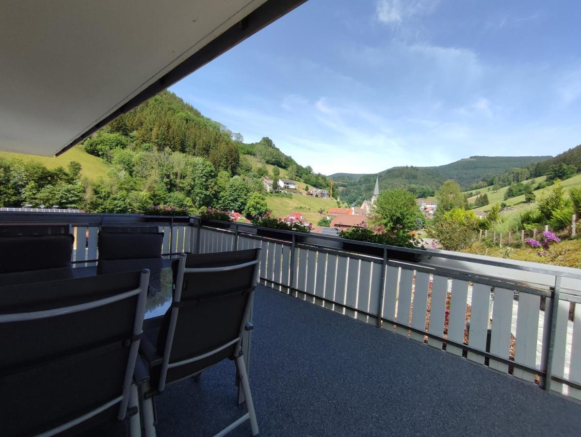 באד פטרסטאל-גריסבאך Steepleview House, Schwarzwaldblick Apartment - Spacious & Peaceful מראה חיצוני תמונה
